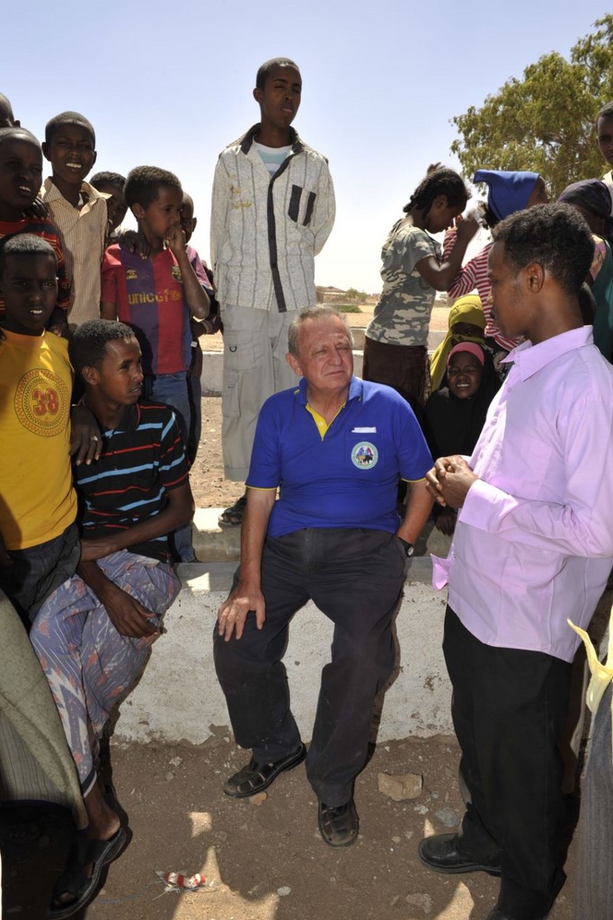 Discussion with IDP children